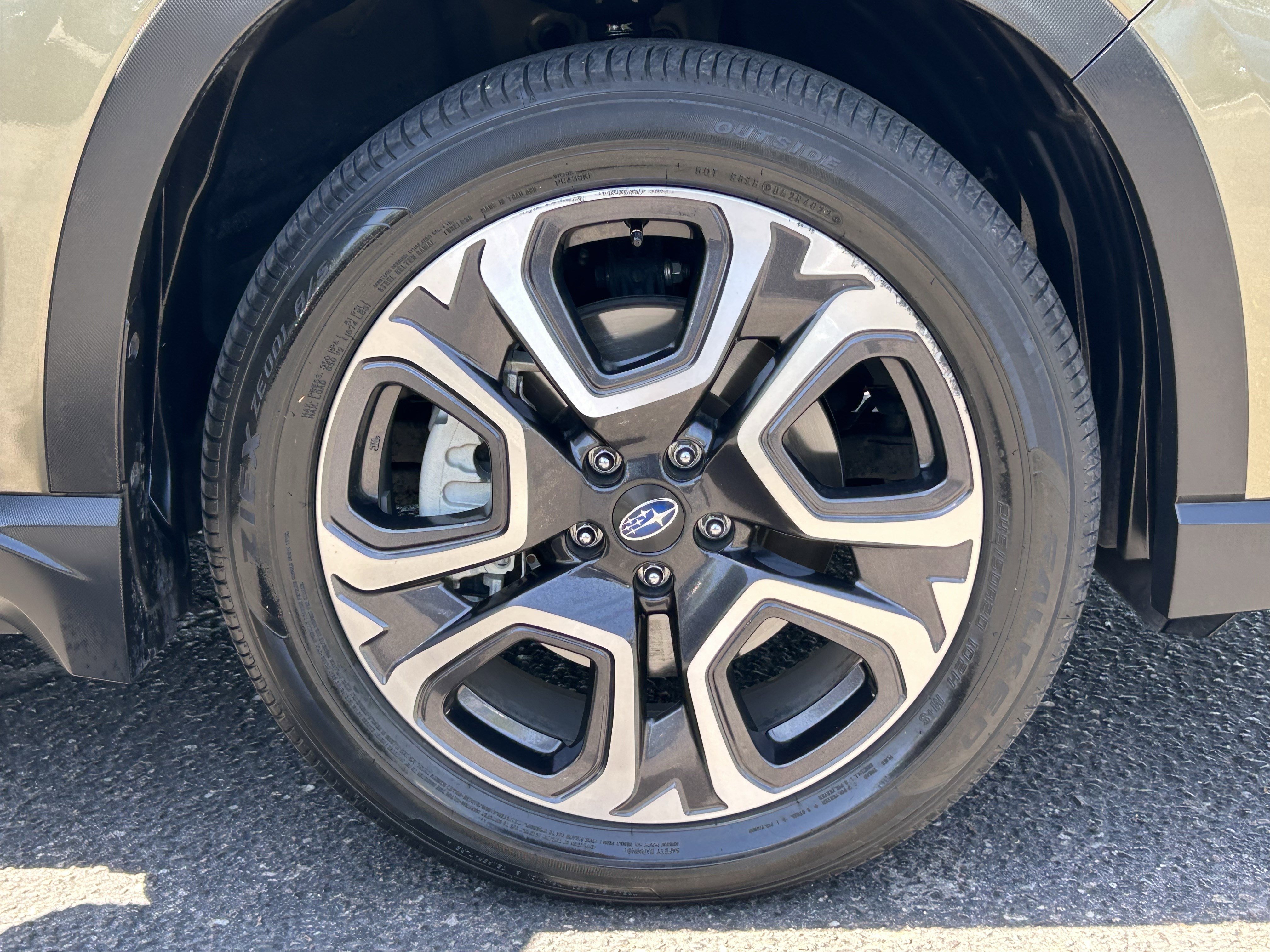 Used 2023 Subaru Ascent Touring AWD/4WD image 7