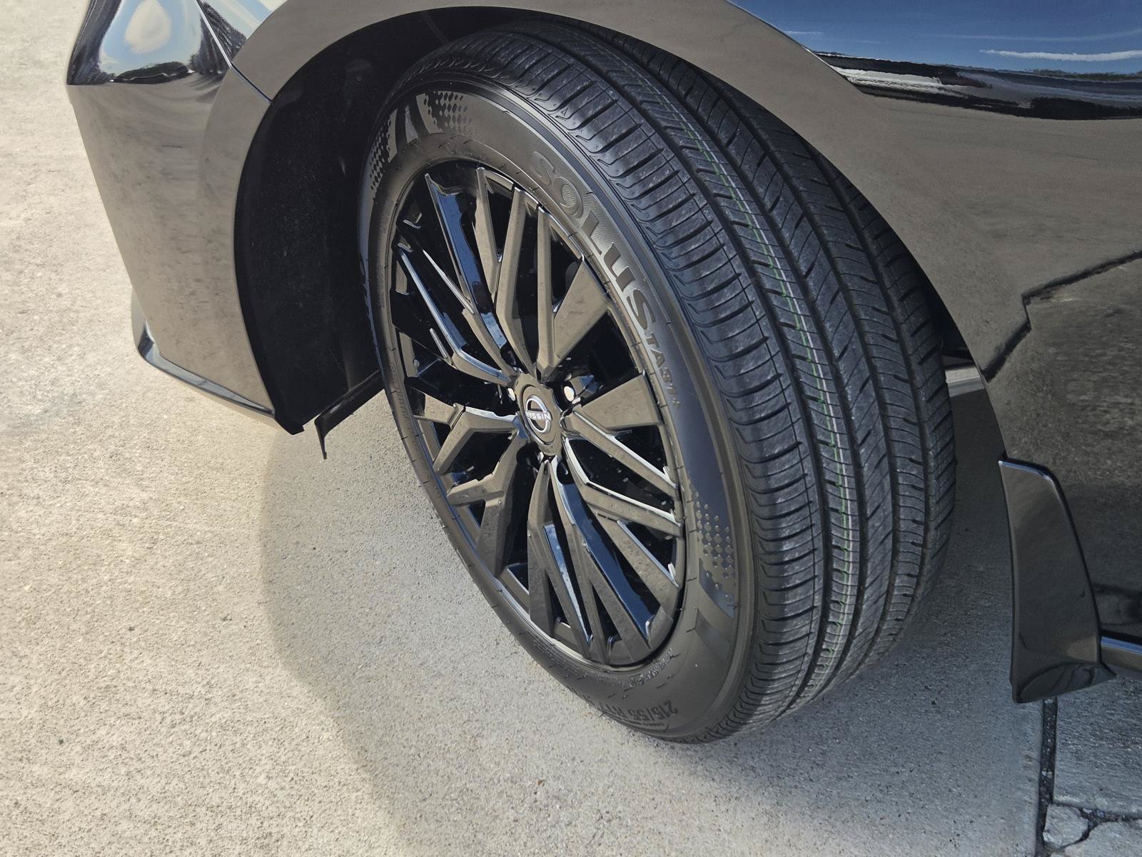 New 2026 Nissan Altima 2.5 SV FWD image 9