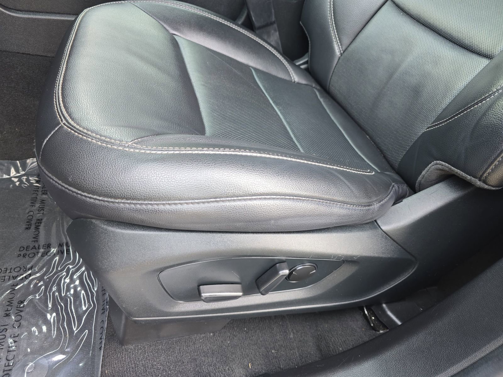 Used 2022 Ford Explorer Limited w/ Equipment Group 301A image 38