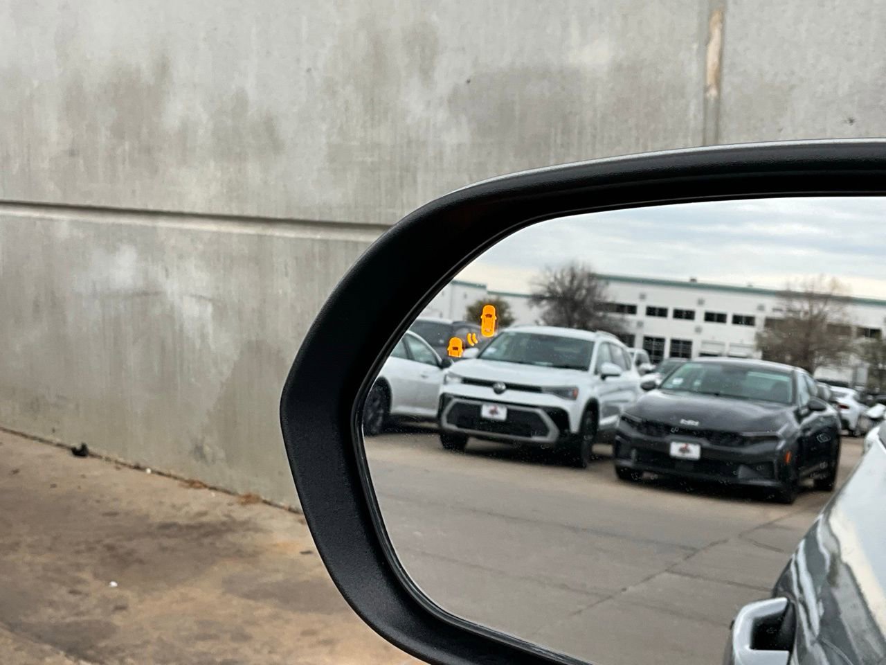 Used 2025 Kia Seltos S image 19