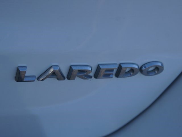 Used 2020 Jeep Grand Cherokee Laredo image 17