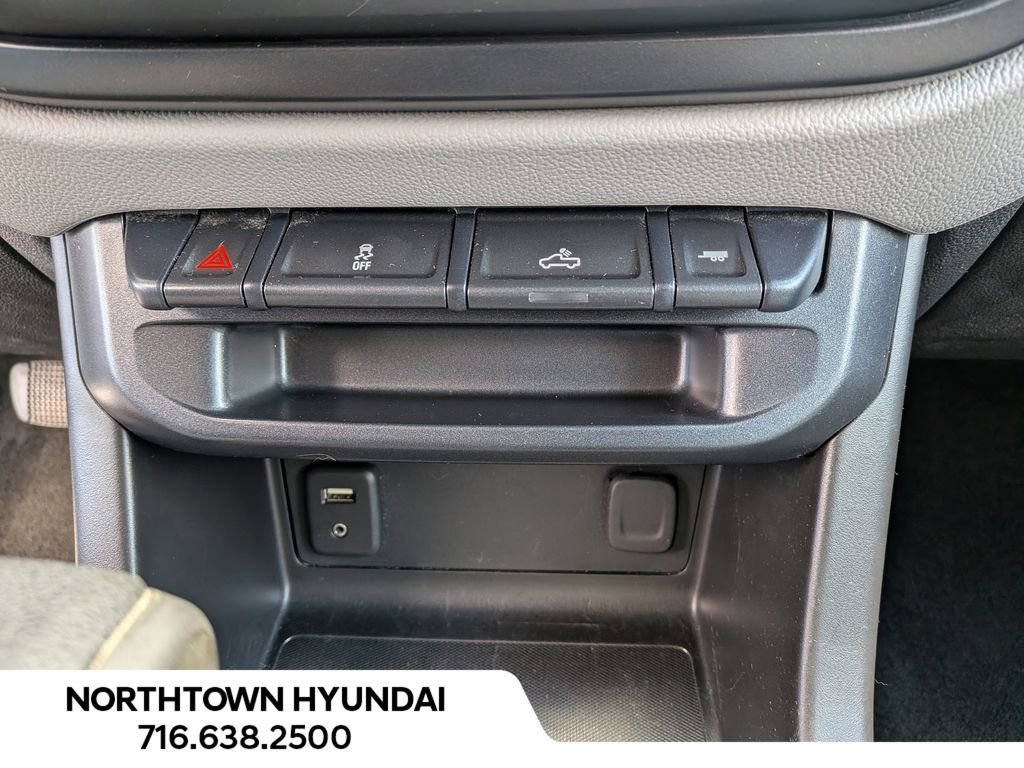 Used 2018 Chevrolet Colorado W/T w/ WT Convenience Package AWD/4WD image 15