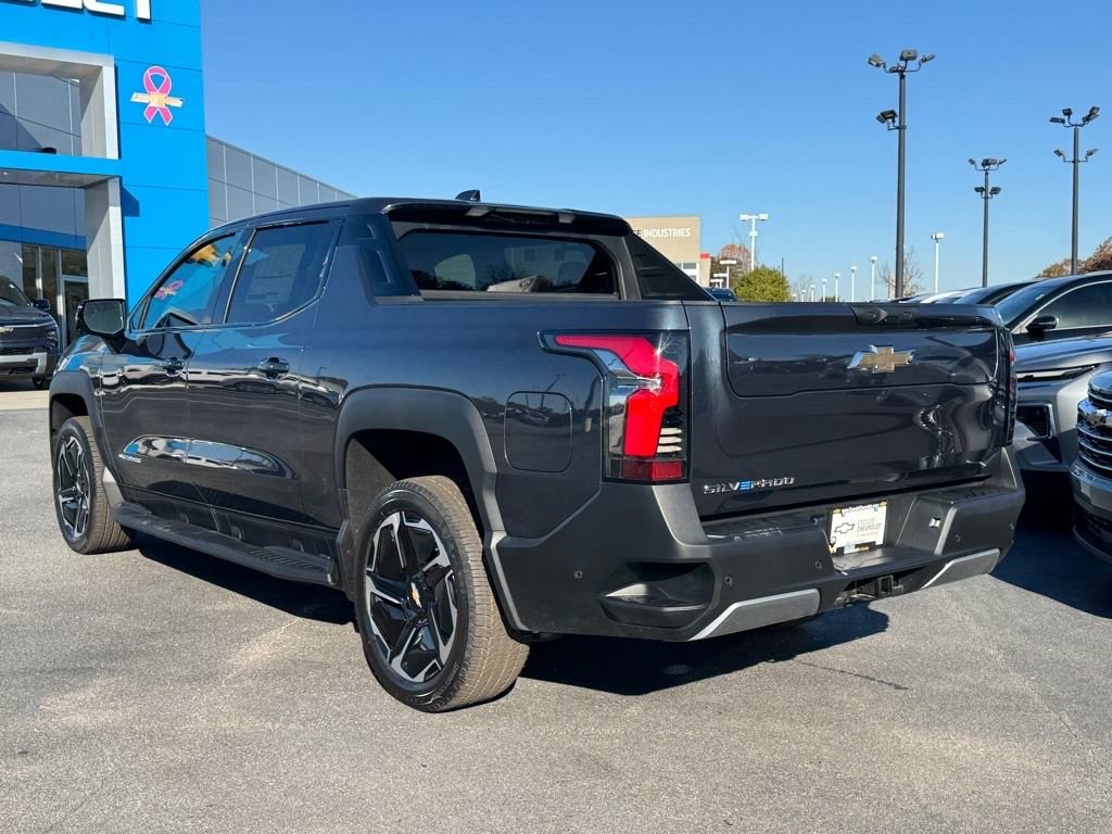 New 2026 Chevrolet Silverado EV LT AWD/4WD image 5