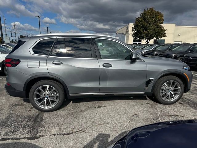New 2026 BMW X5 xDrive40i w/ Premium Package image 11