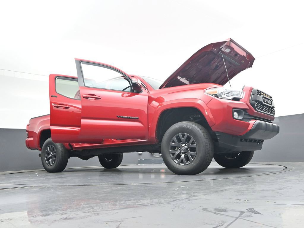 Used 2022 Toyota Tacoma SR5 w/ Technology Package RWD image 46