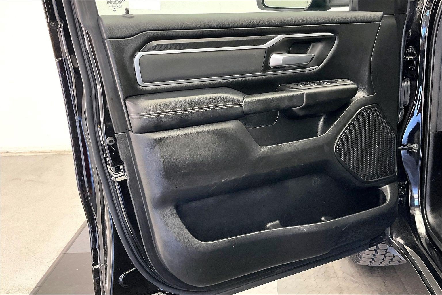 Used 2025 RAM 1500 Big Horn AWD/4WD image 25