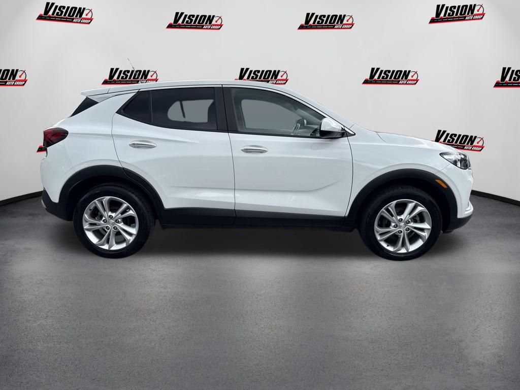 Used 2023 Buick Encore GX Preferred w/ Cold Weather Comfort Package AWD/4WD image 4