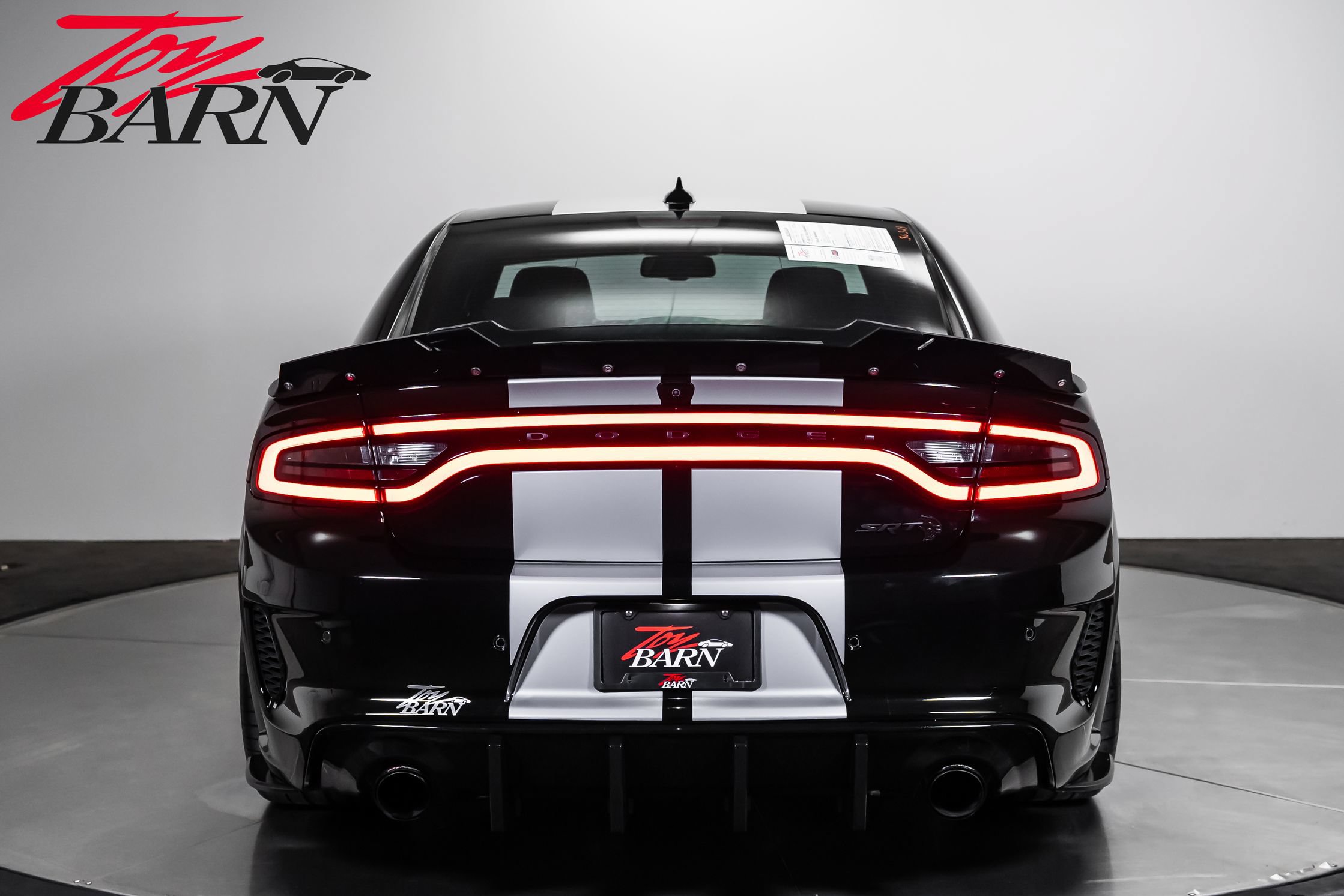 Used 2022 Dodge Charger SRT Hellcat RWD image 4