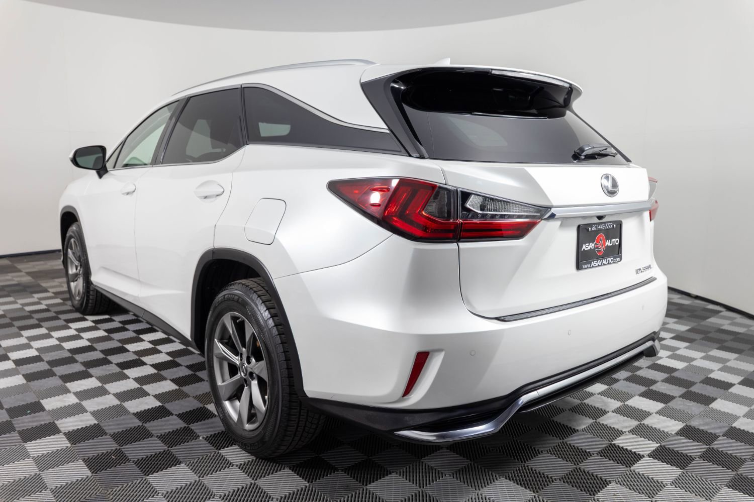 Used 2018 Lexus RX 350L Luxury image 4
