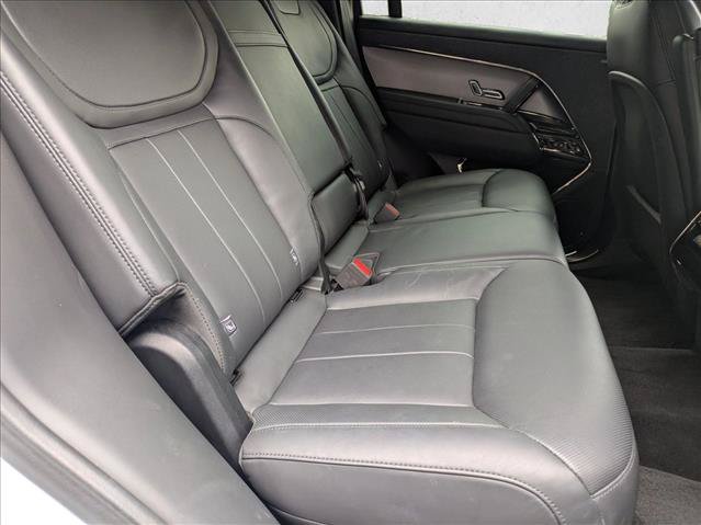 Used 2025 Land Rover Range Rover Sport SE AWD/4WD image 20