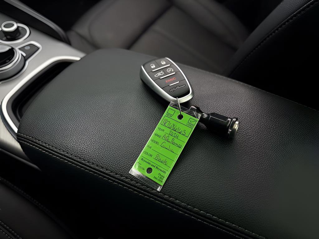 Used 2024 Alfa Romeo Giulia Ti image 26