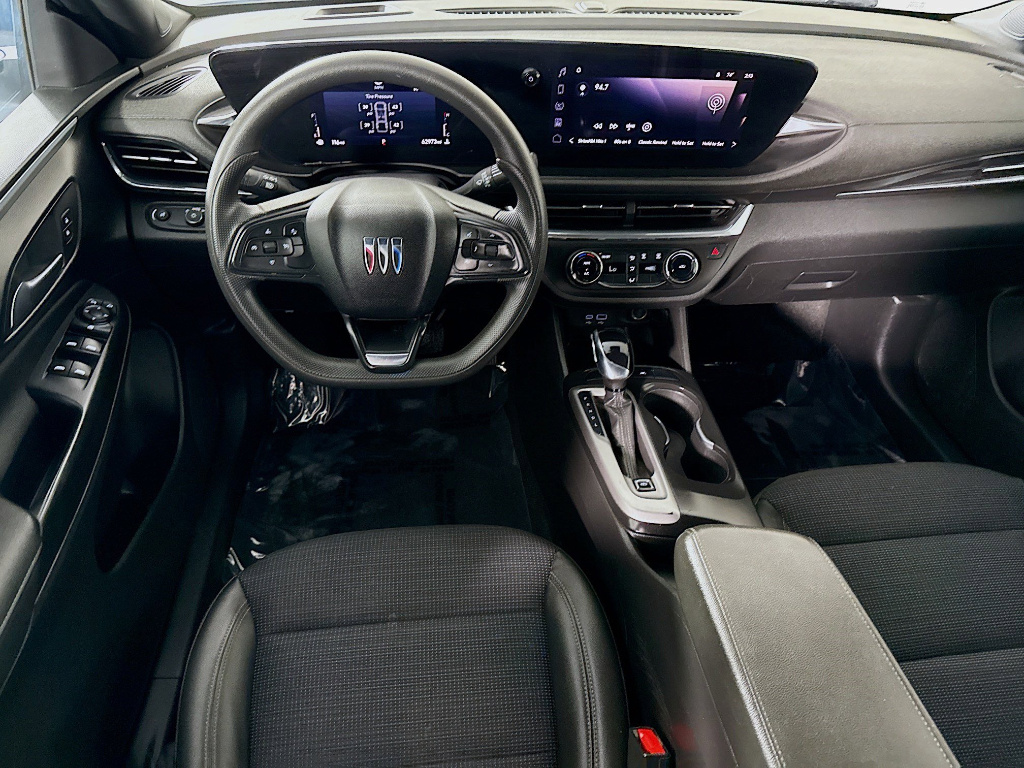 Used 2024 Buick Envista Preferred FWD image 17