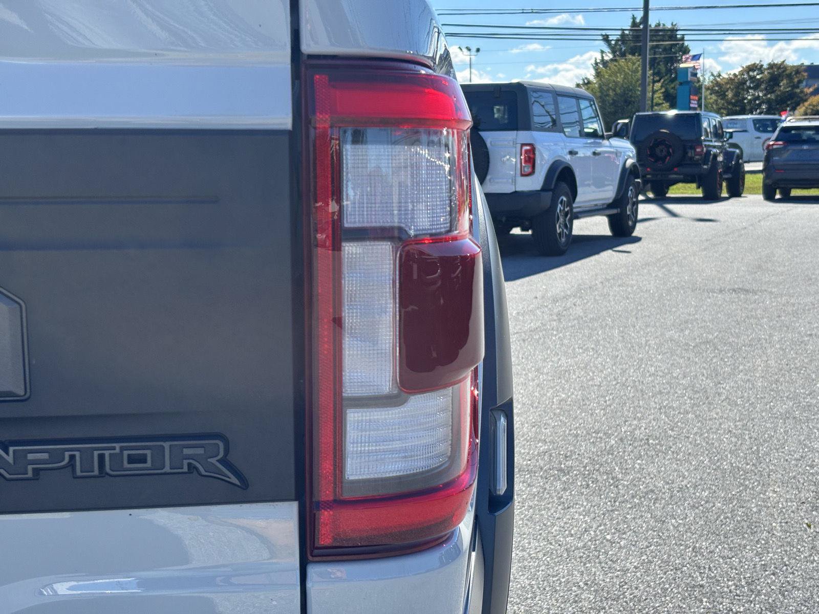 Used 2023 Ford F150 Raptor w/ Raptor Carbon Fiber Package AWD/4WD image 8