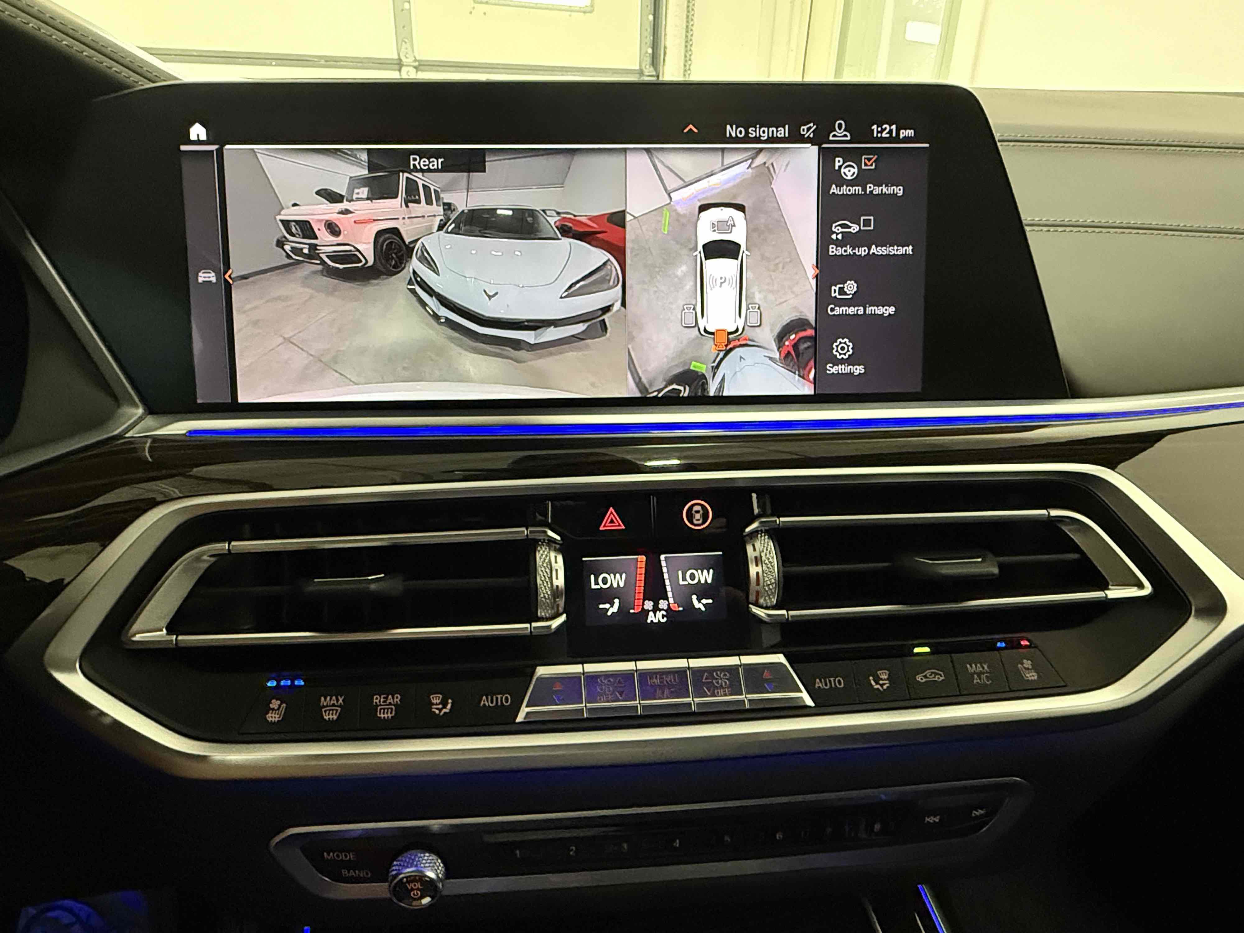 Used 2020 BMW X7 M50i w/ Executive Package AWD/4WD image 67