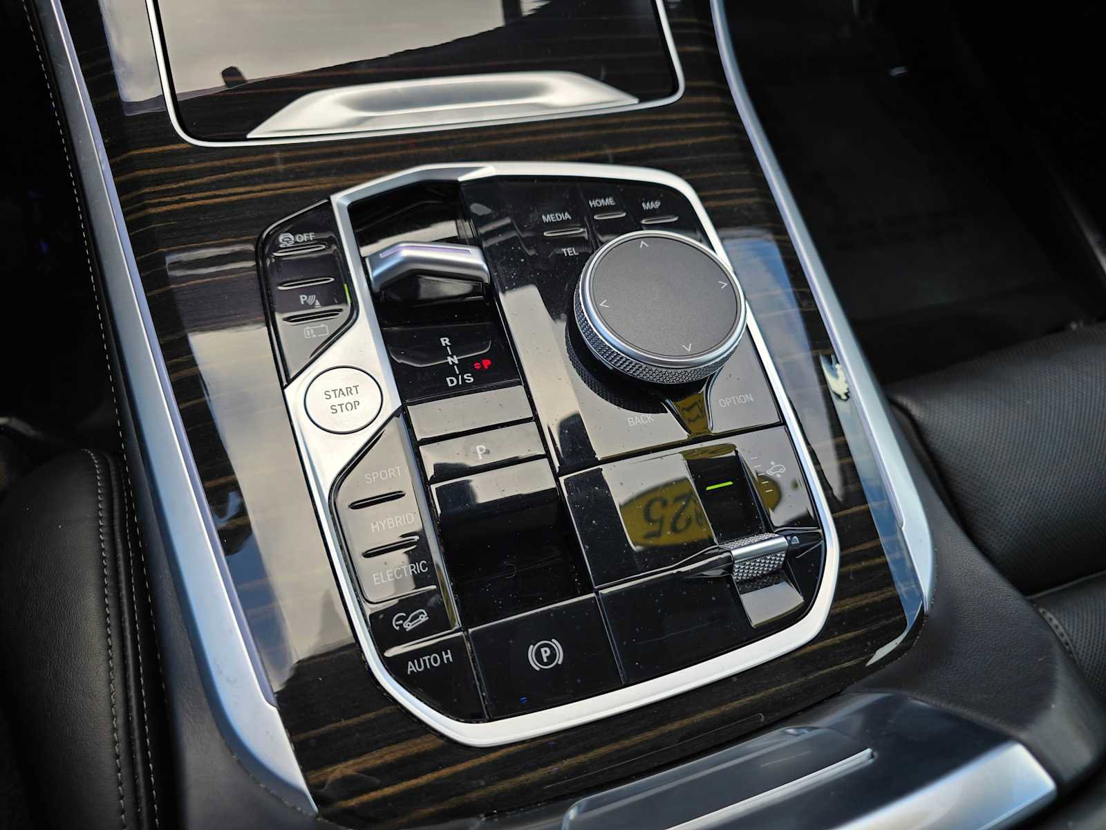 Used 2025 BMW X5 xDrive50e image 34