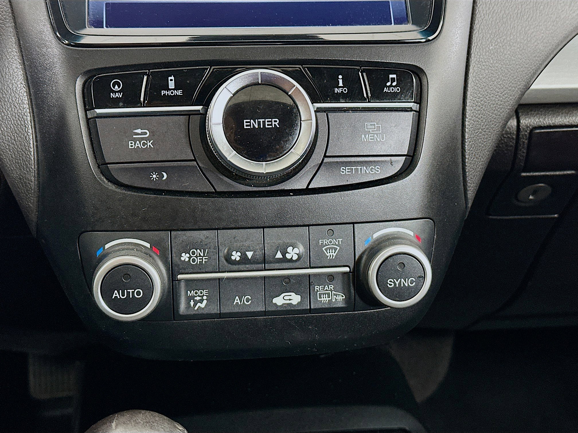 Used 2018 Acura RDX AWD w/ Technology Package image 23