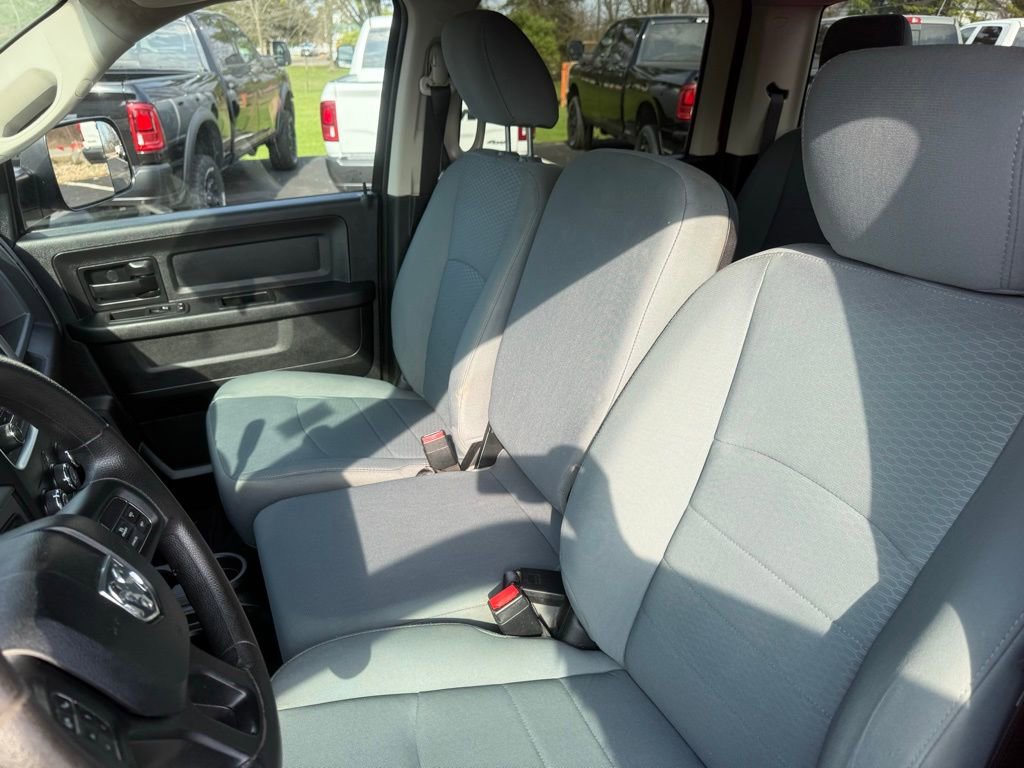 Used 2017 RAM 2500 Tradesman w/ Chrome Appearance Group image 25