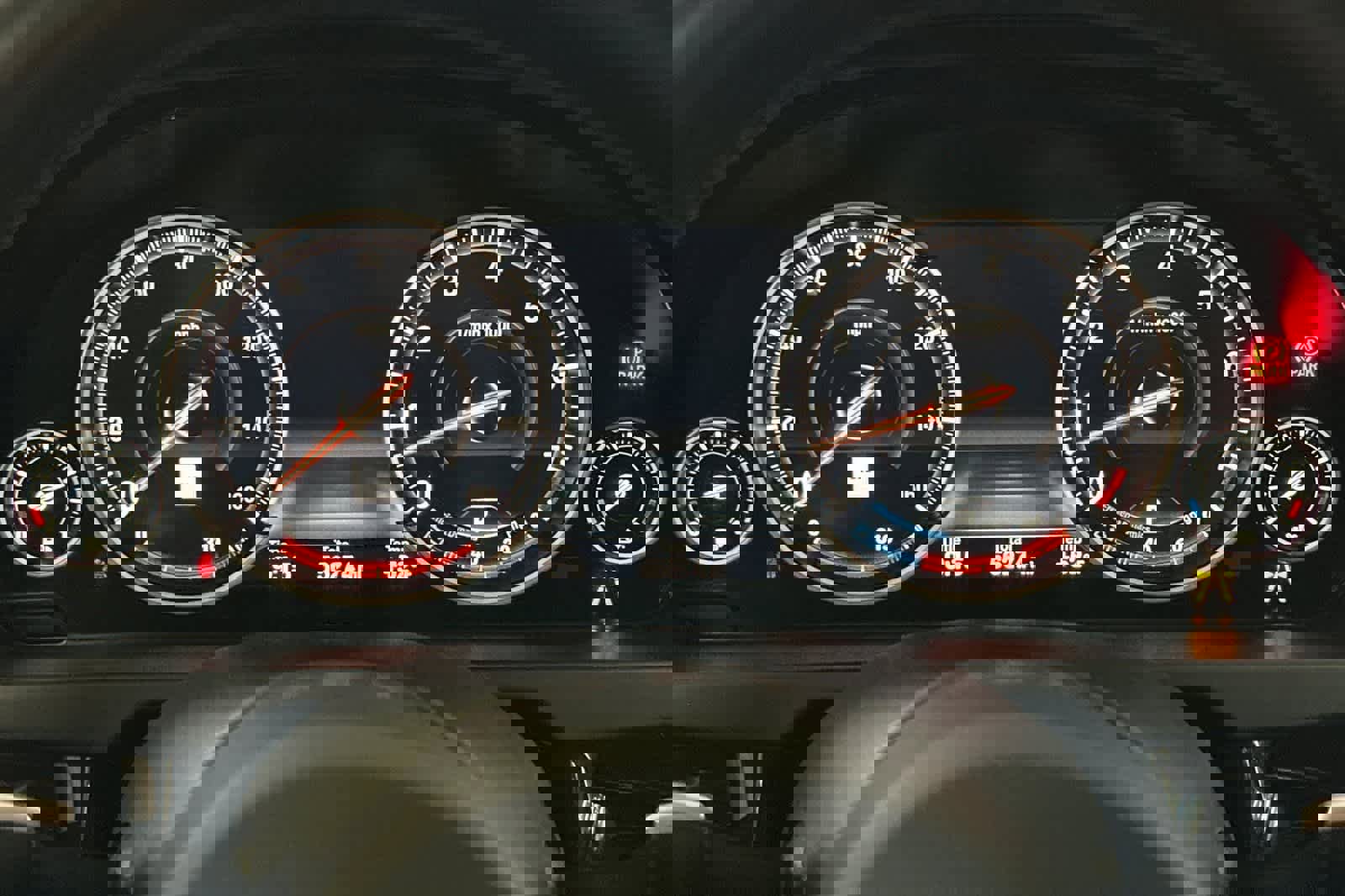 Used 2019 BMW X6 xDrive50i w/ M Sport Package image 25