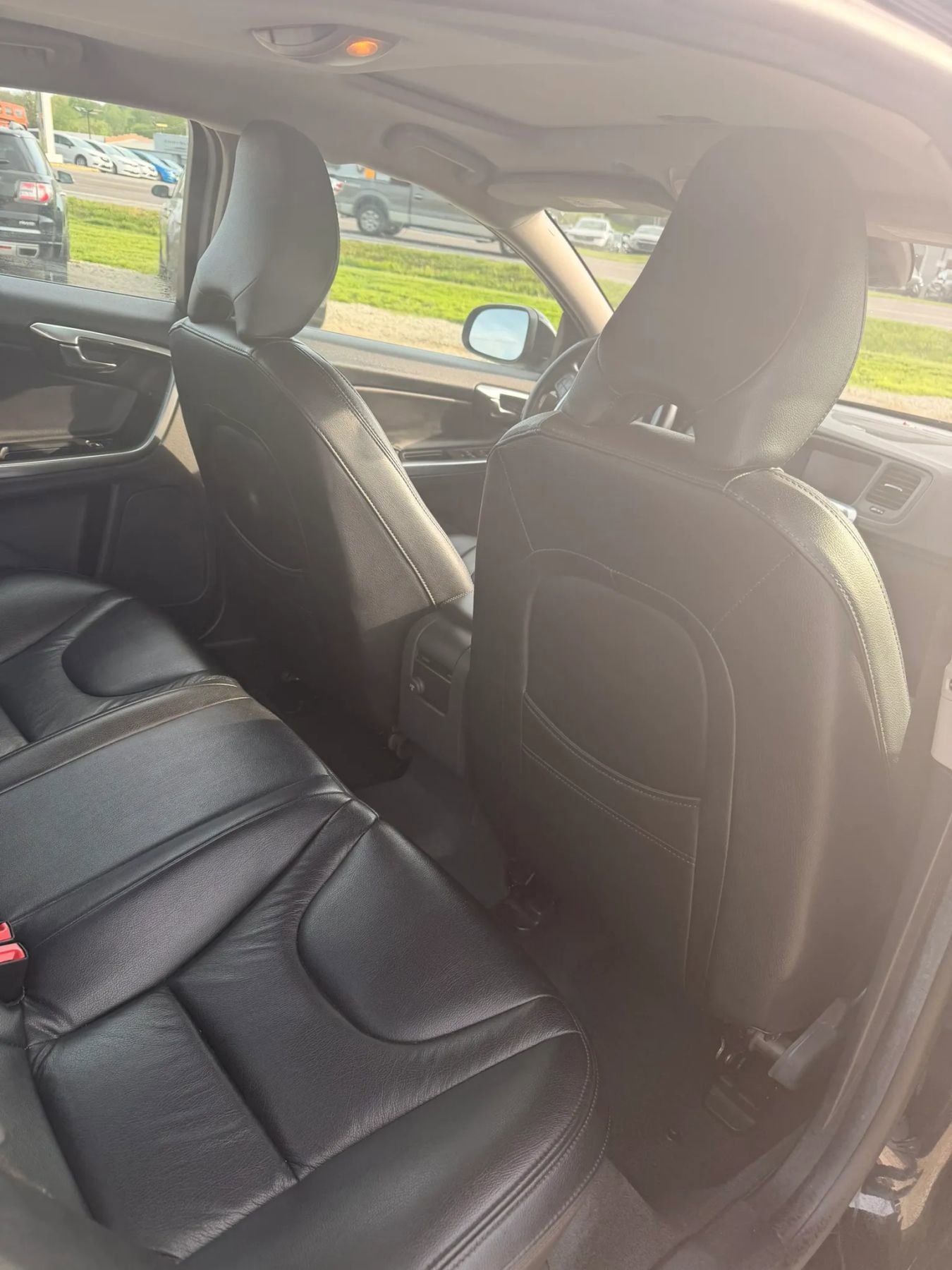 Used 2015 Volvo S60 T5 image 20