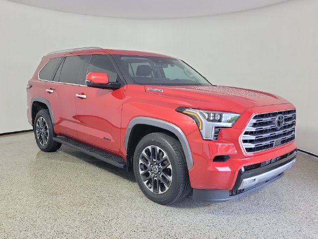 Used 2024 Toyota Sequoia Limited w/ Tow Technology Package AWD/4WD image 4