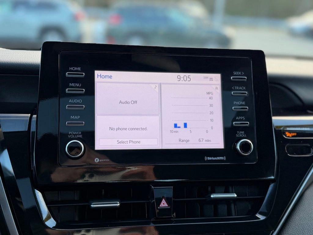 Used 2023 Toyota Camry SE image 13