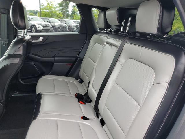 Certified 2023 Ford Escape Platinum AWD/4WD image 33