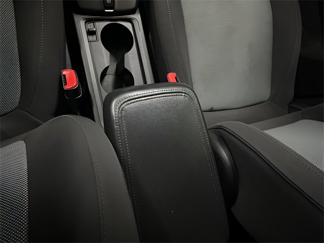 Used 2013 Chevrolet Captiva Sport LS image 13