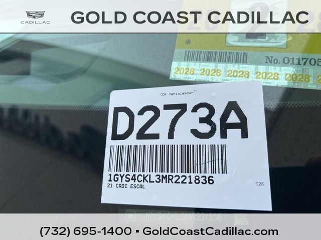 Used 2021 Cadillac Escalade Premium Luxury w/ Driver Assist Tech Package image 36