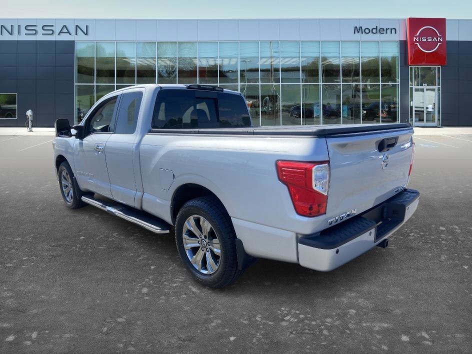 Used 2018 Nissan Titan SV w/ SV Convenience Package image 7