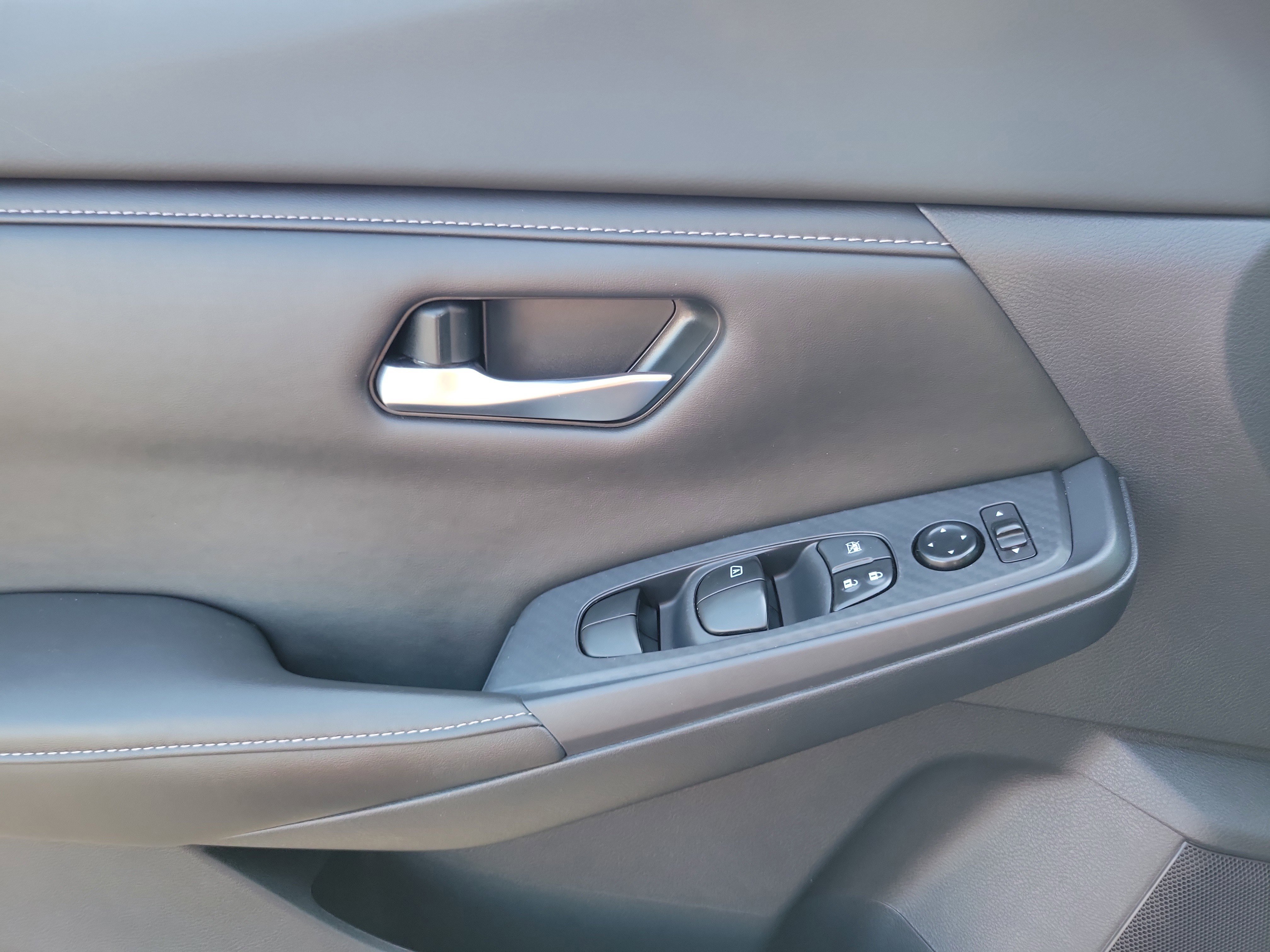 Certified 2022 Nissan Sentra SV w/ Trunk Package image 17