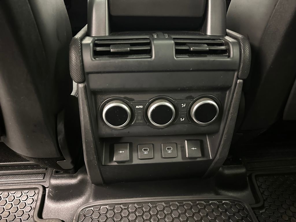 Used 2021 Land Rover Defender 110 X-Dynamic HSE image 20