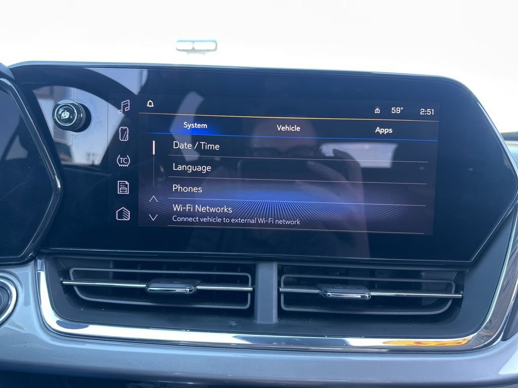 Used 2025 Chevrolet Trax LT image 33