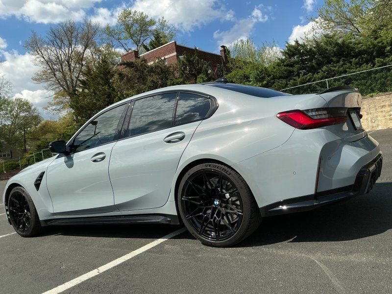 Used 2021 BMW M3 Competition w/ M Carbon Exterior Package RWD image 8