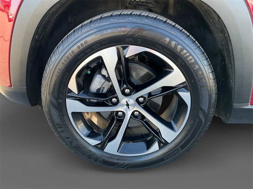 Used 2024 Chevrolet Trax RS w/ Driver Confidence Package image 14