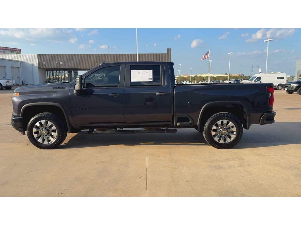 Used 2024 Chevrolet Silverado 2500 Custom w/ Custom Value Package AWD/4WD image 5