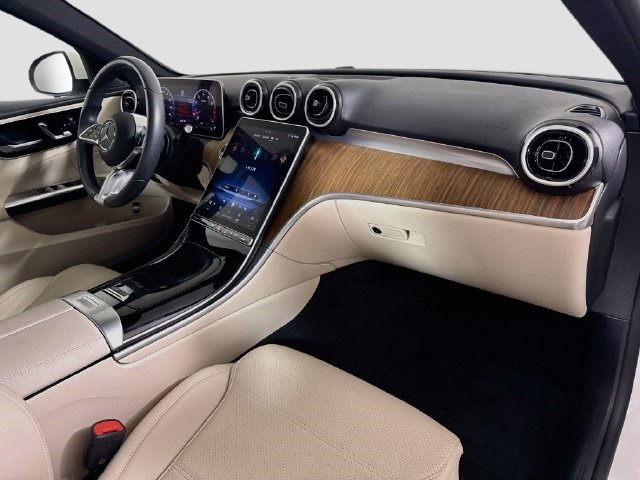 Used 2024 Mercedes-Benz C 300 Sedan image 29