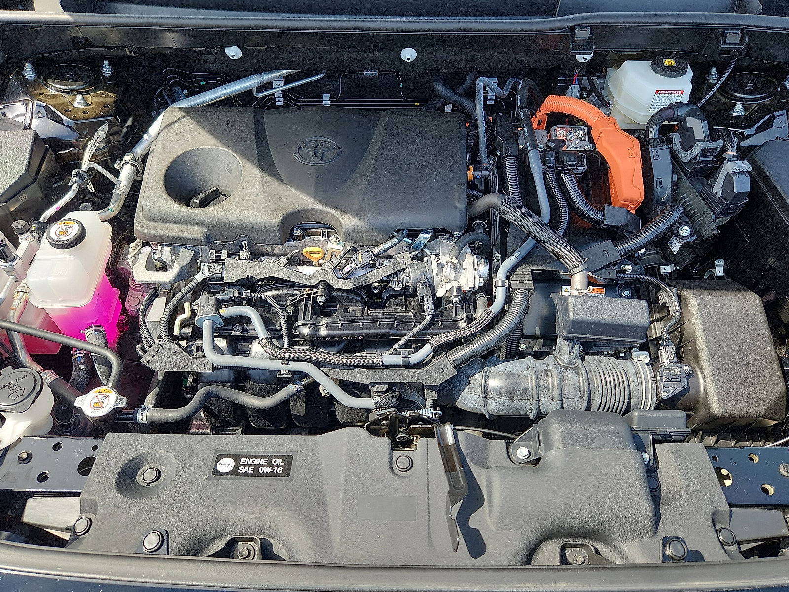 Used 2024 Toyota RAV4 XLE image 27