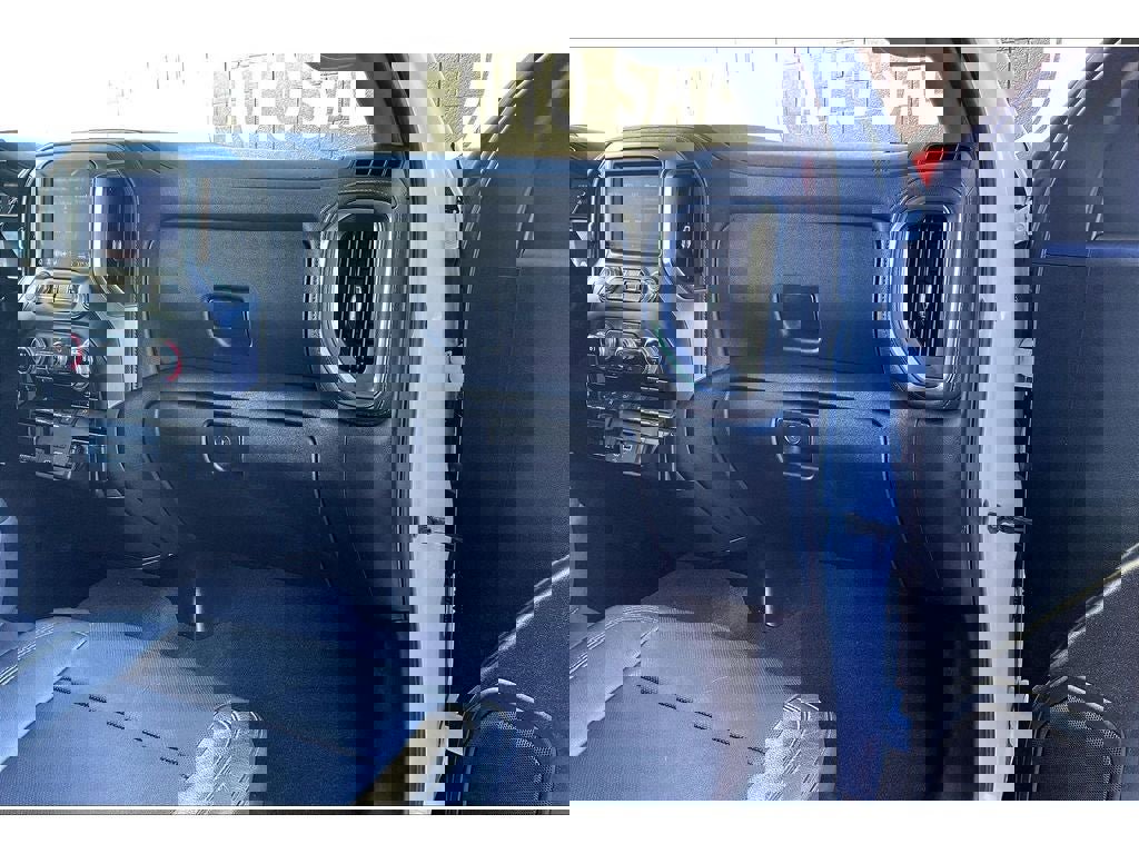 Used 2019 GMC Sierra 1500 SLT image 17