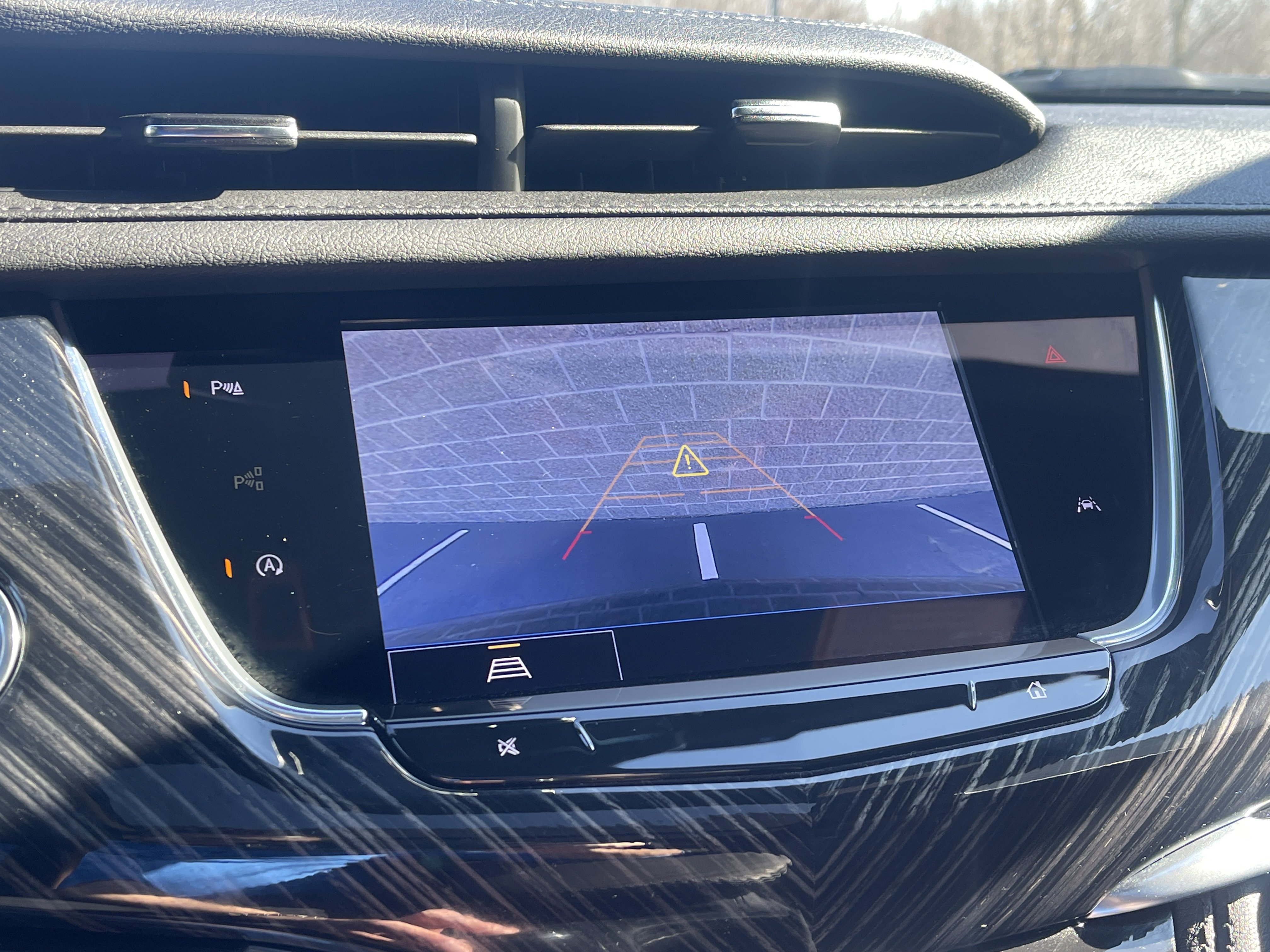 Certified 2025 Cadillac XT6 Premium Luxury image 31