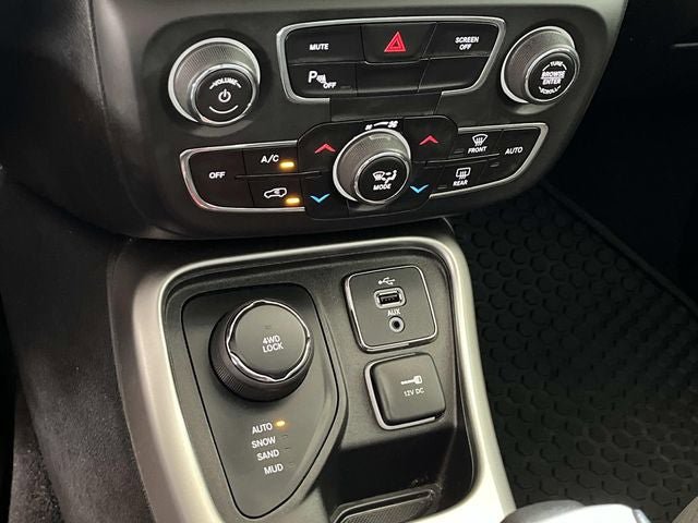Used 2018 Jeep Compass Sport w/ Tech Group AWD/4WD image 30