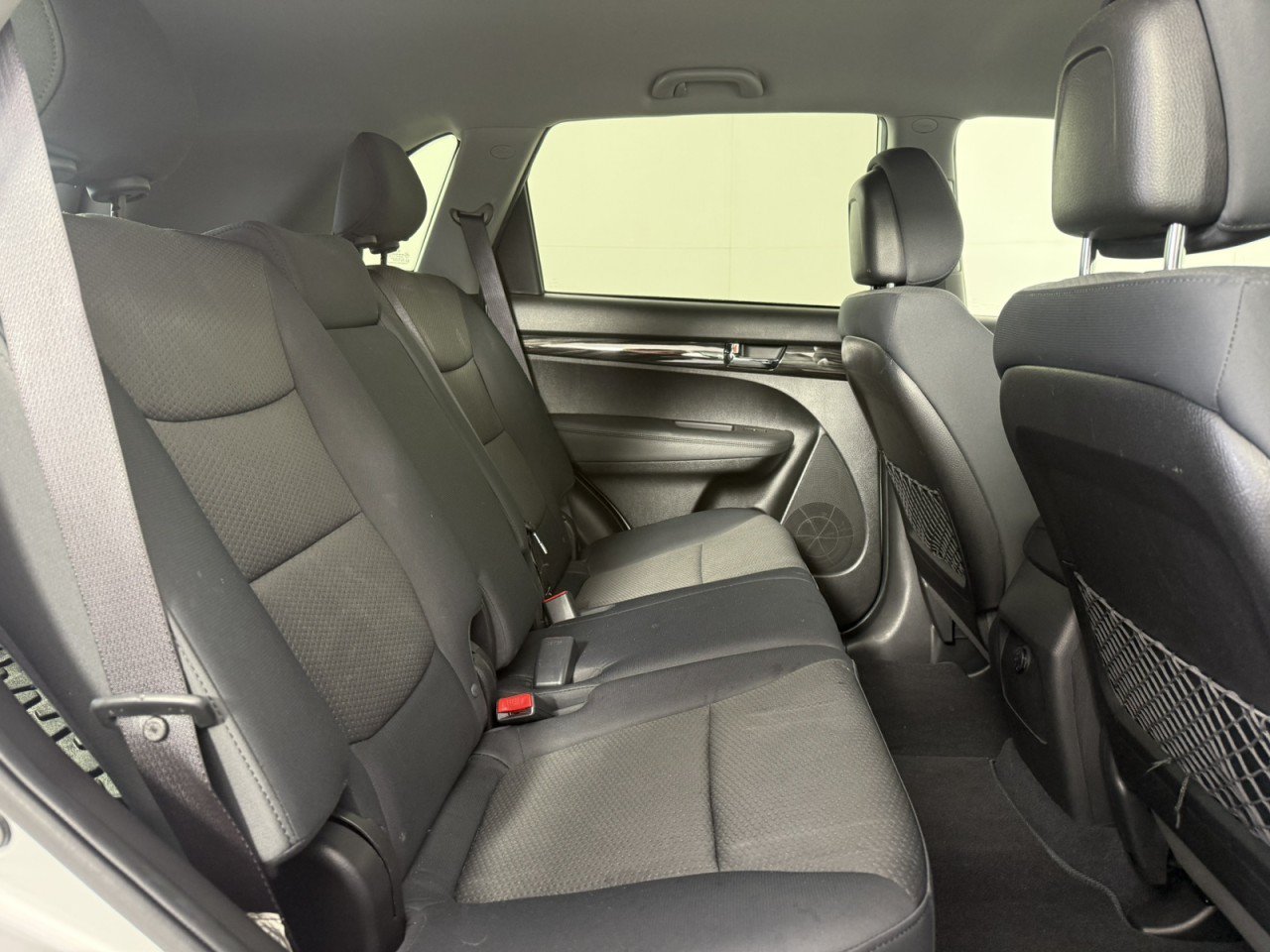 Used 2012 Kia Sorento LX w/ Convenience Pkg FWD image 13