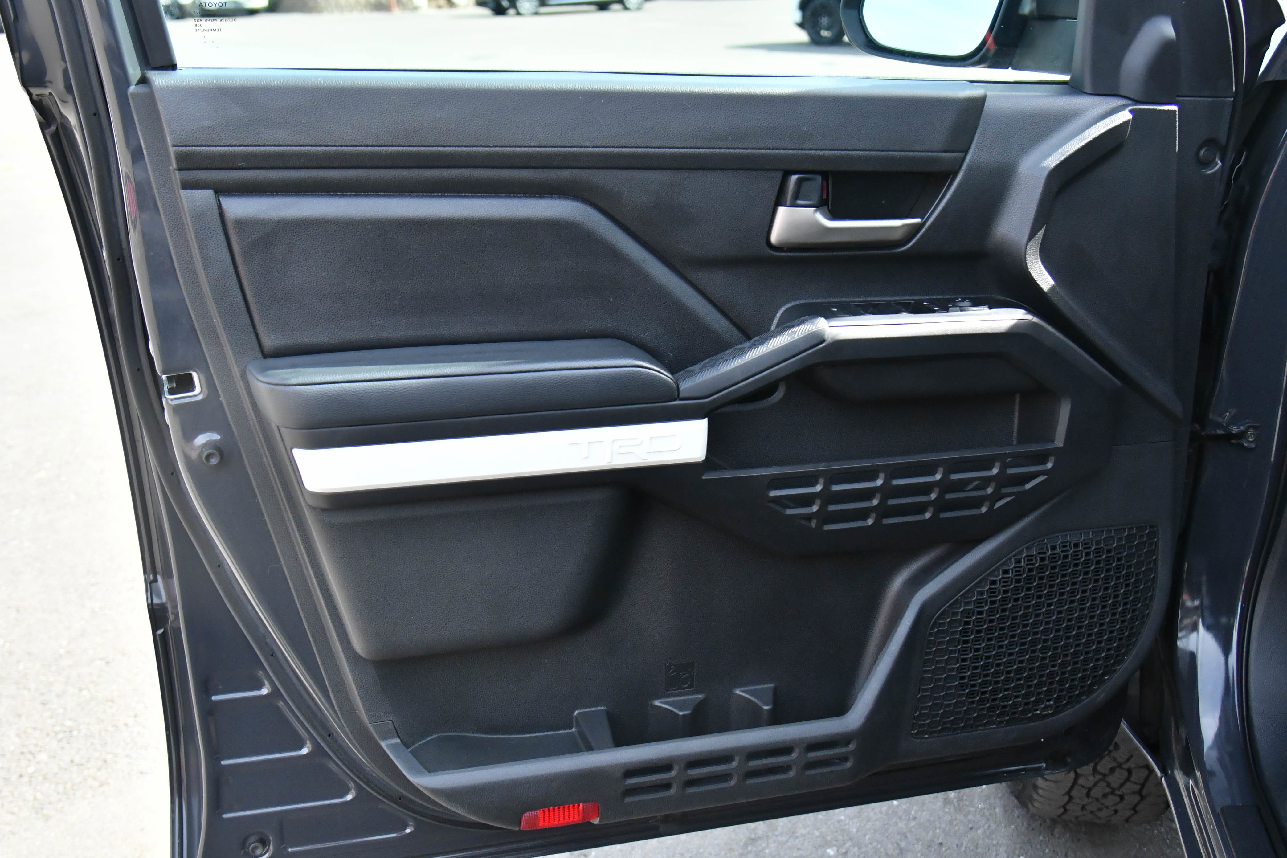 Used 2024 Toyota Tacoma TRD Sport image 13