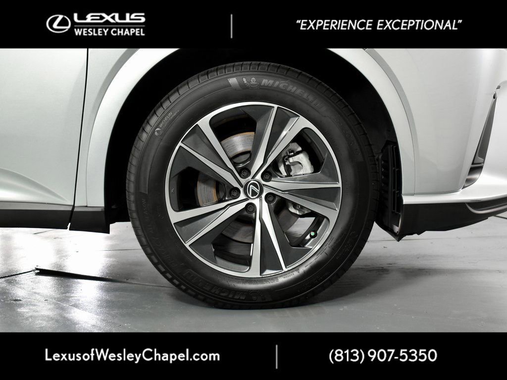 Used 2024 Lexus RX 350 FWD w/ Technology Package image 5