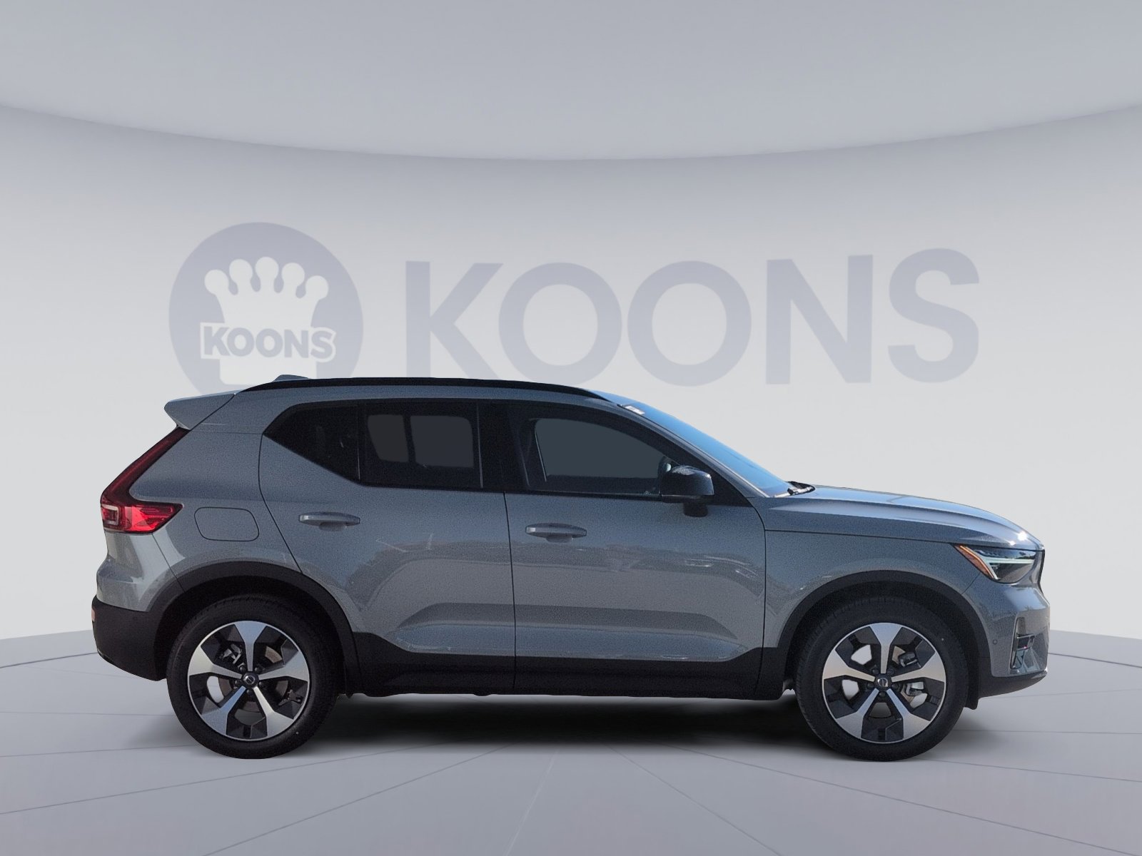 New 2026 Volvo XC40 B5 Plus w/ Protection Package Premier image 8