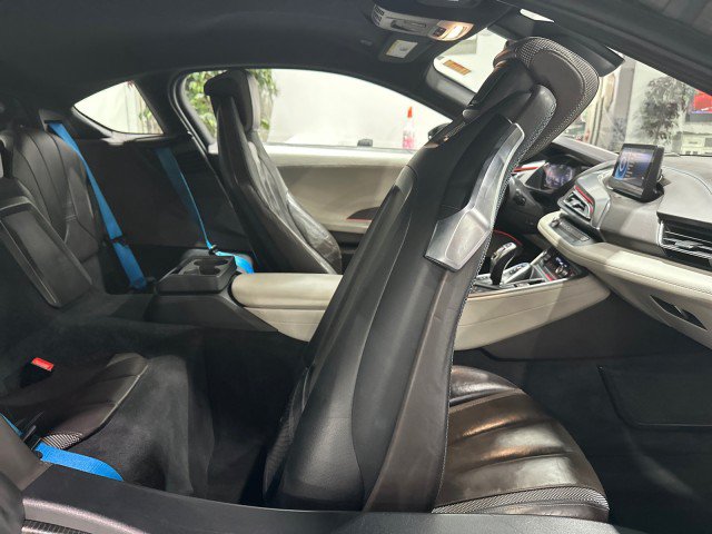 Used 2014 BMW i8 AWD/4WD image 43