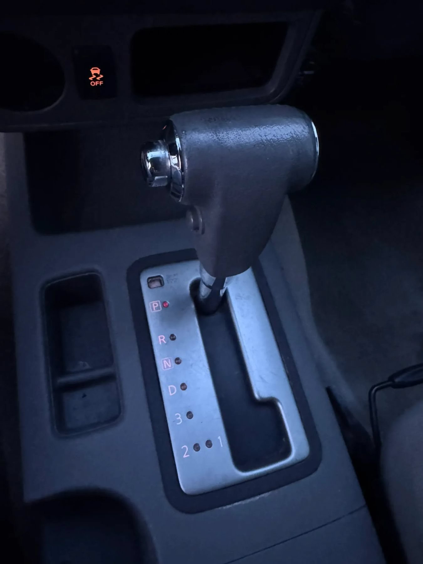 Used 2016 Nissan Frontier SV RWD image 11