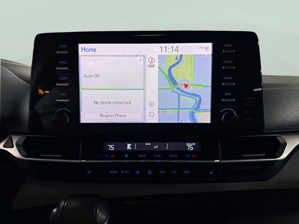 Used 2021 Toyota Sienna XLE image 15