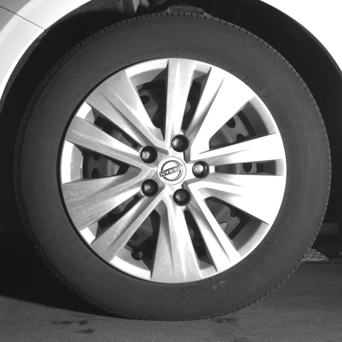 Used 2025 Nissan Sentra S image 12