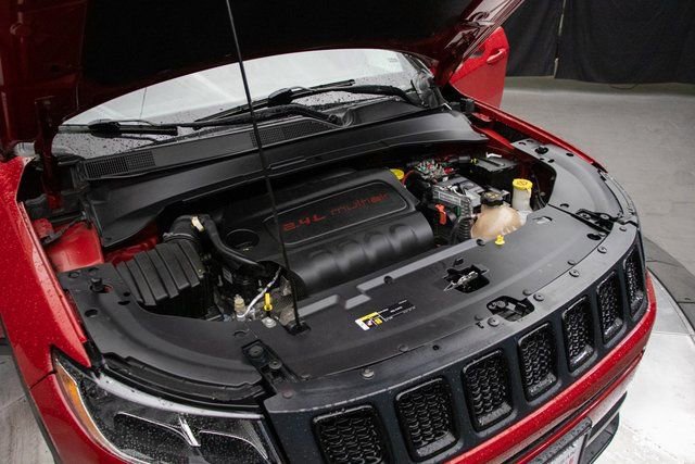 Used 2020 Jeep Compass Altitude image 30