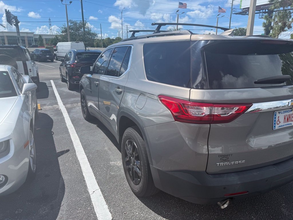 Used 2019 Chevrolet Traverse LT FWD image 8